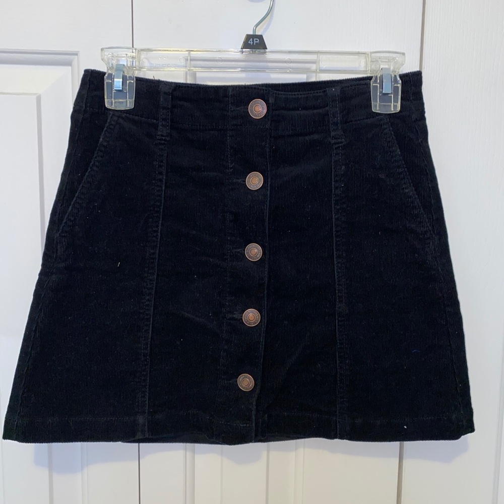 Forever 21 Black Skirt